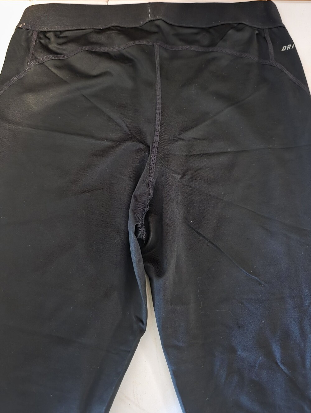 Nike Pro Women’s Black Training Cropped Joggers - Picture 4 of 8